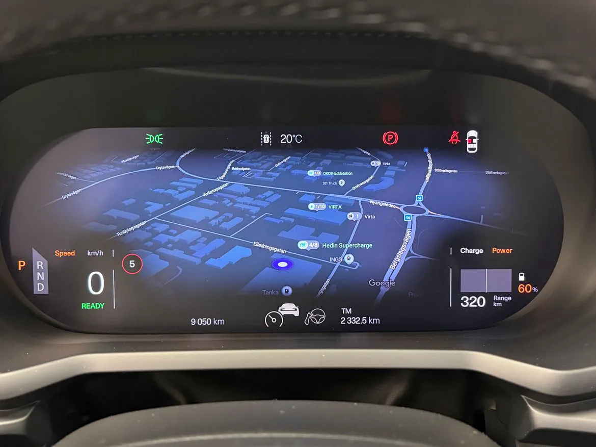 Vehicle image 8