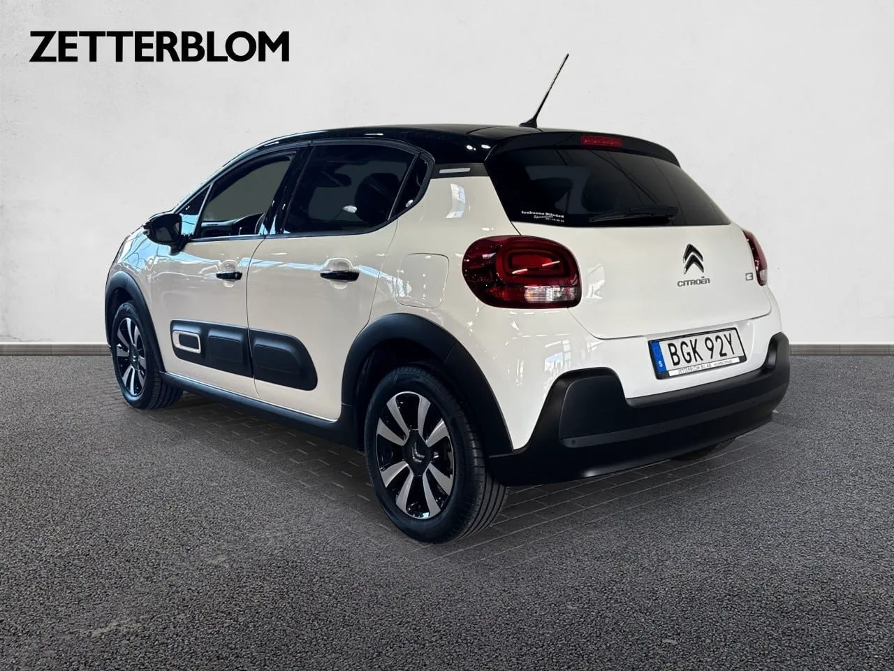 Vehicle image 2