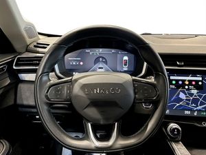 Lynk & Co 01 bild 12