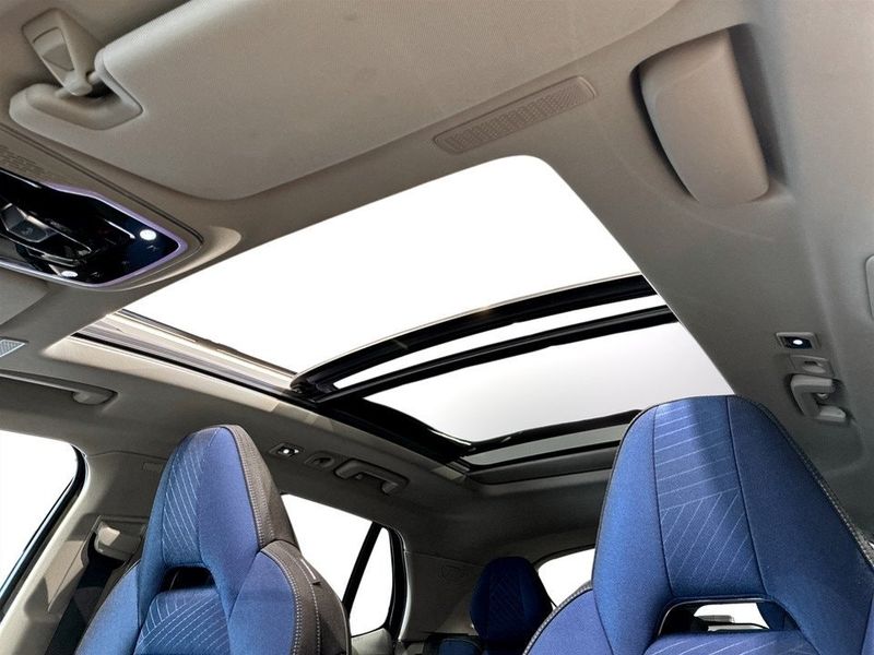 Lynk & Co 01 bild 10
