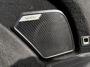 Lynk & Co 01 bild 8