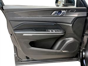 Lynk & Co 01 bild 5