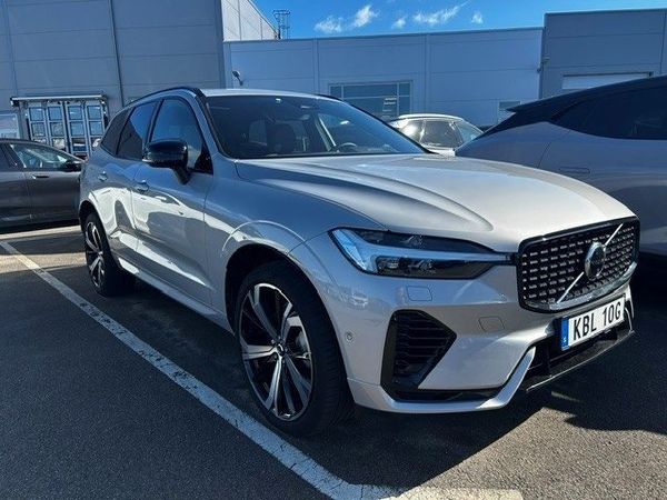 Volvo XC60 T6 AWD Plus Dark Editio | Panorama | Dragkrok | HK - 2025
