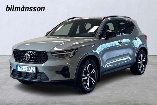 Volvo XC40 B3 FWD Bensin Plus Dark - 2025