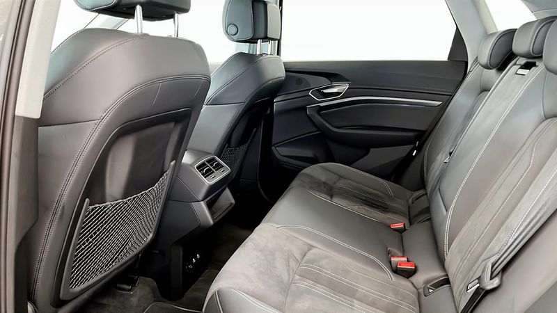 Audi Q8 e-tron bild 10