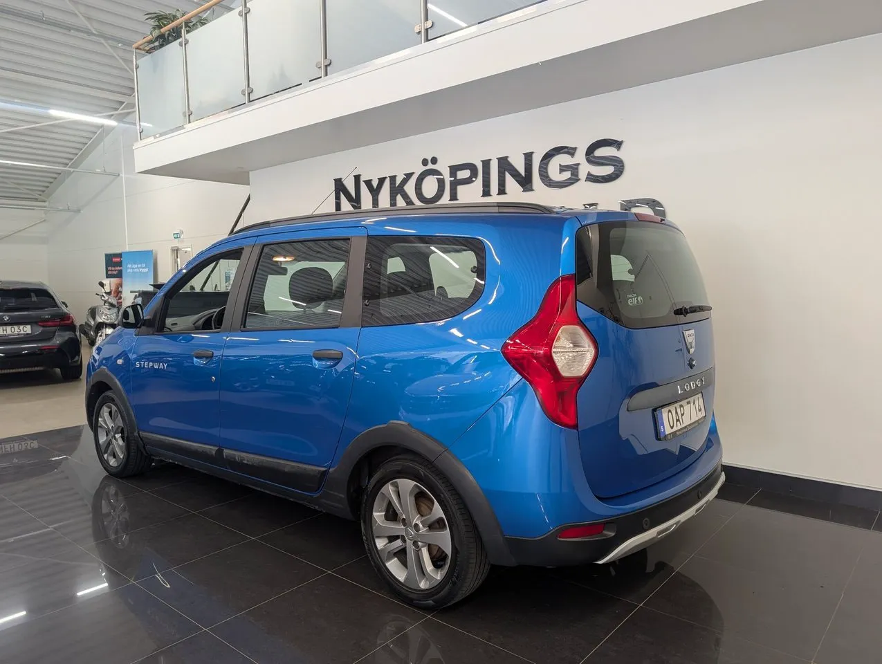 Vehicle image 2