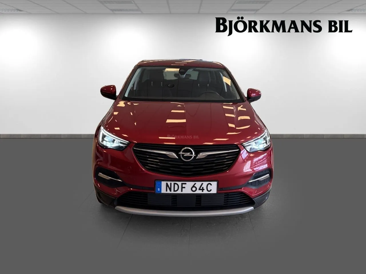 Vehicle image 1