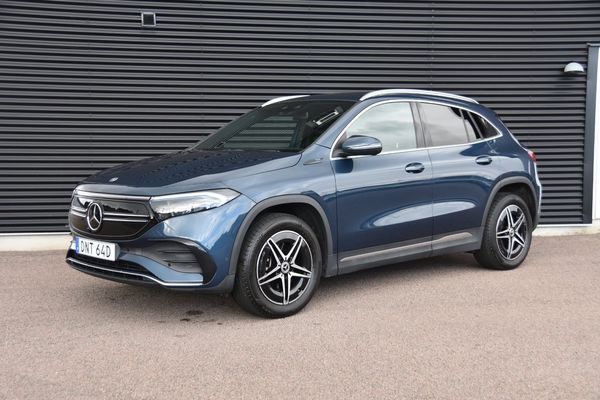 Mercedes EQA250 AMG Line Kamera, Widescreen, Värmare - 2021