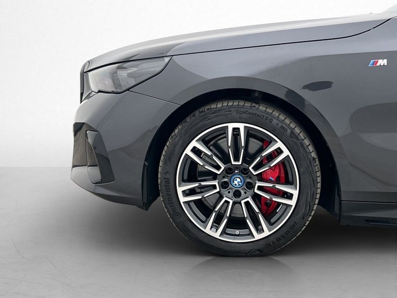 BMW i5 bild 34
