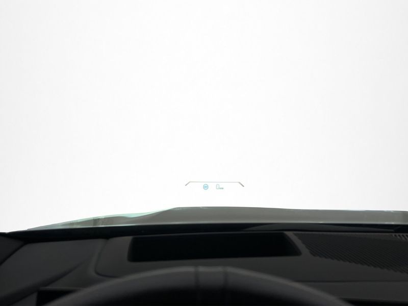 BMW i5 bild 21