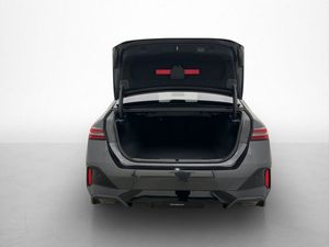 BMW i5 bild 11