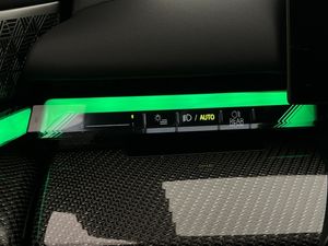 BMW i5 bild 18