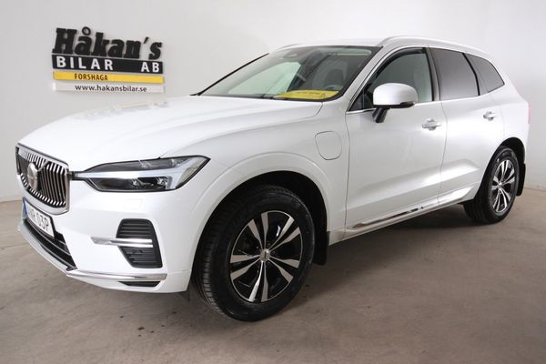 Volvo XC60 T6 Plug-In Hybrid AWD Aut | Core | SE | Panoramaglastak - 2025