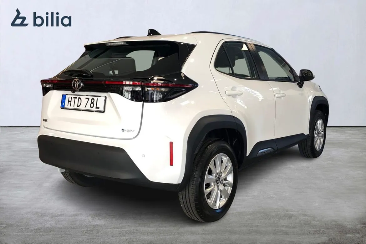Vehicle image 18