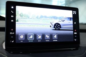 Skoda Enyaq bild 16