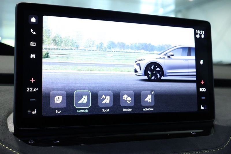 Skoda Enyaq bild 16