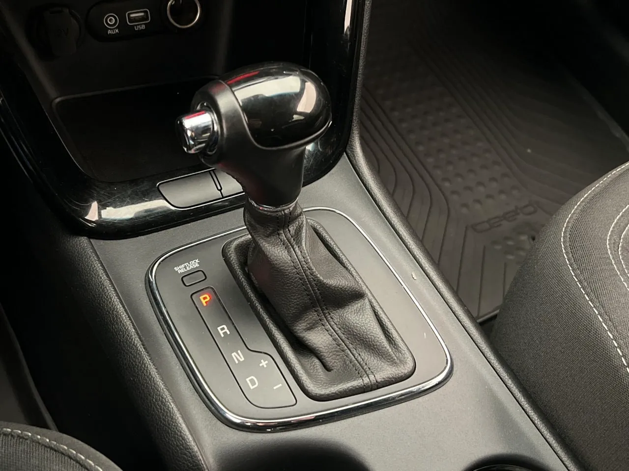 Vehicle image 23