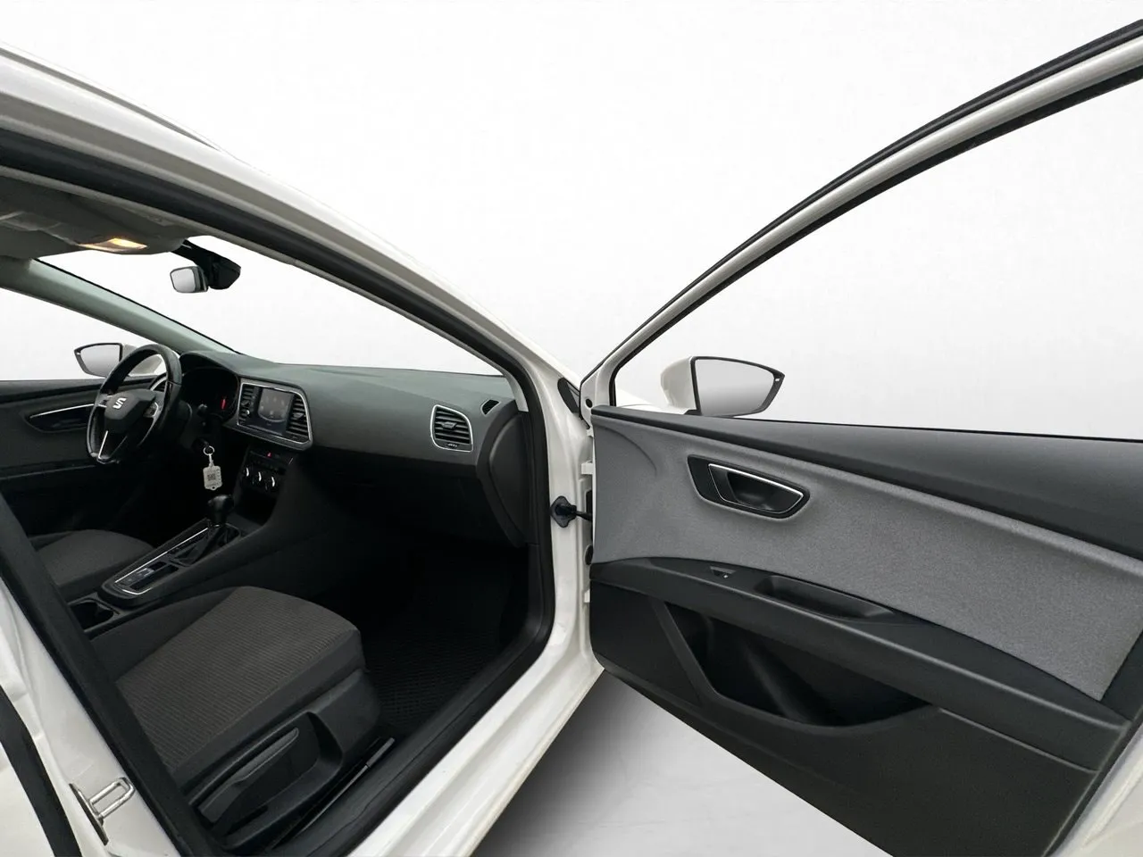 Vehicle image 21
