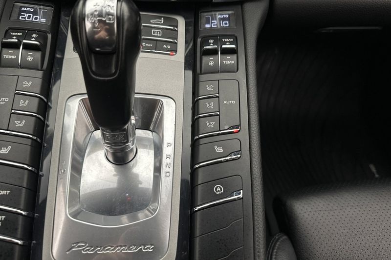 Porsche Panamera bild 25