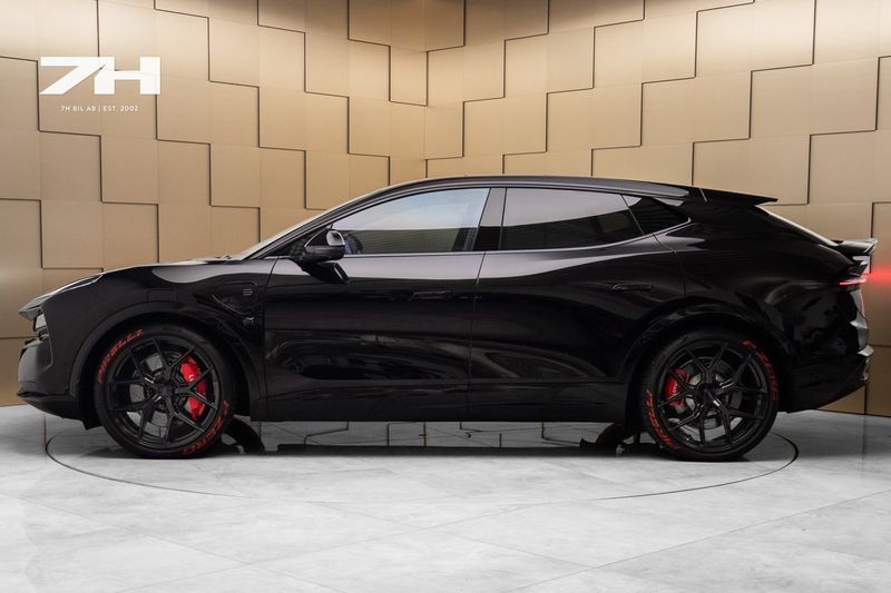 Lotus Eletre bild 2