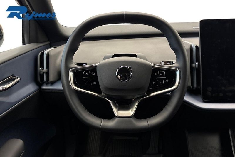 Volvo EX30 bild 8