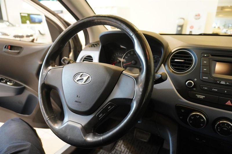 Hyundai i10 bild 17