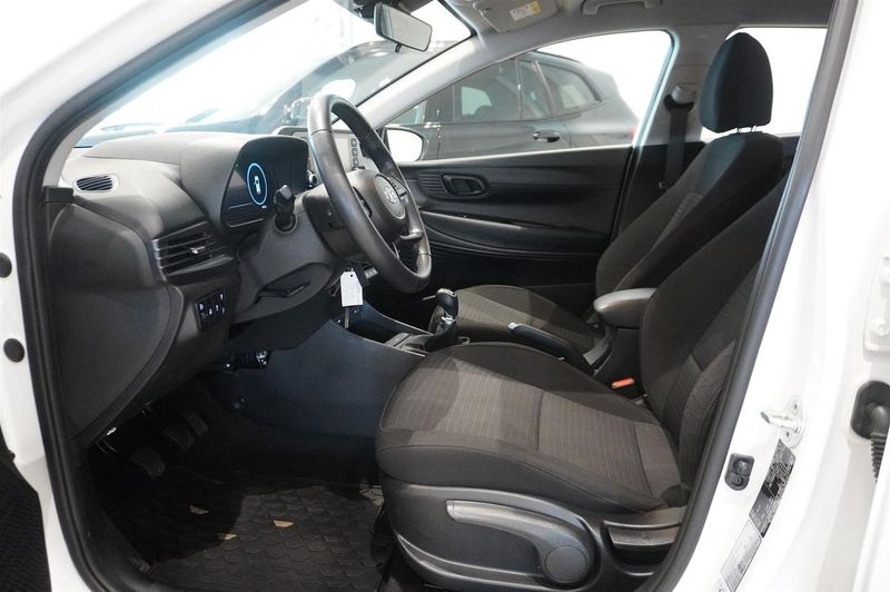 Hyundai i20 bild 7