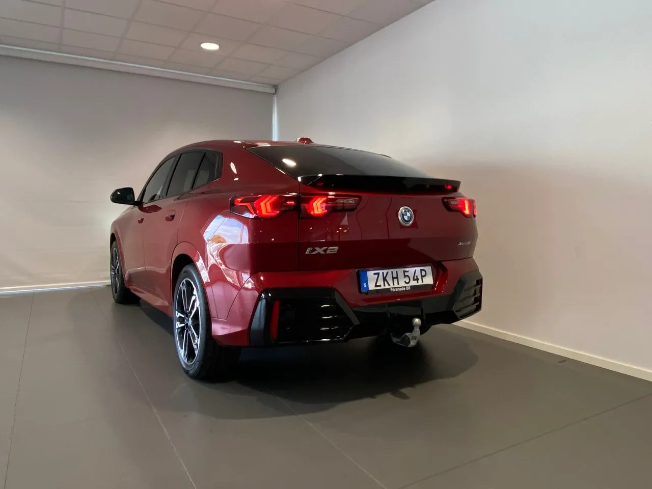 Vehicle image 8