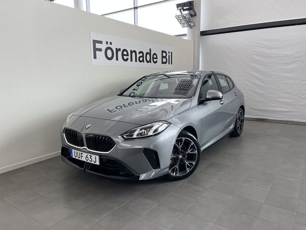 BMW 120 M Sport Design Automat Rattvärme 18" Park/Drive Assist - 2026