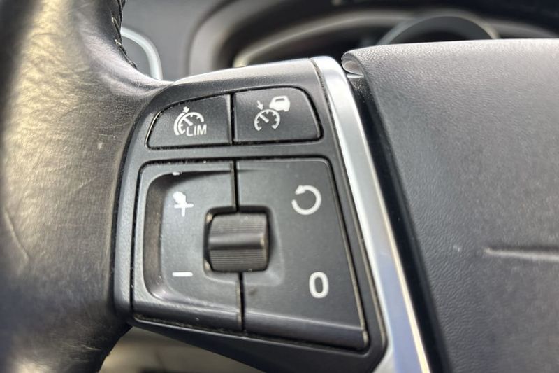 Volvo V40 bild 24
