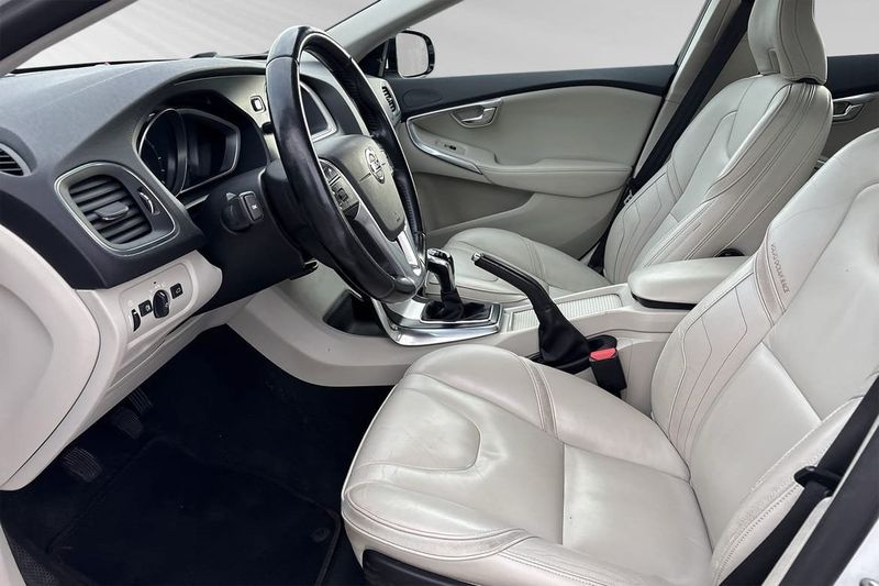 Volvo V40 bild 8