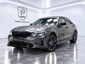 BMW 330 bild 1