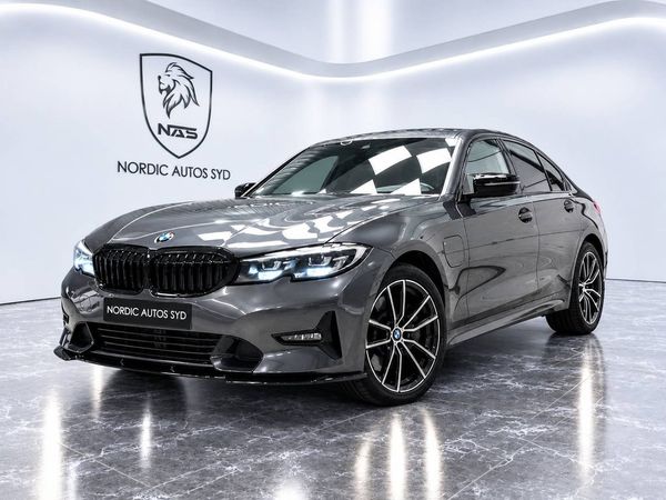 BMW 330 e Sedan / Sport line / Plug in hybrid / Navi - 2020