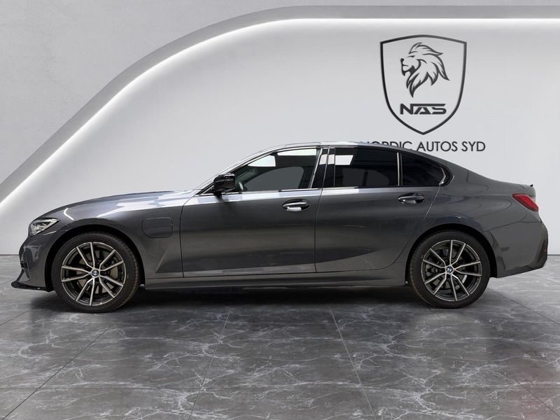 BMW 330 bild 3