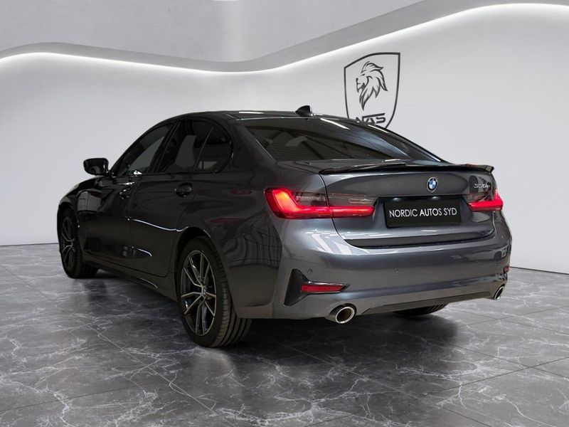 BMW 330 bild 4