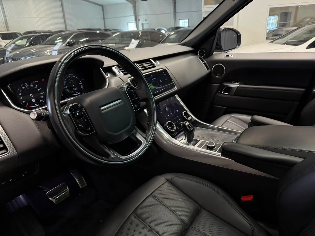 Vehicle image 9