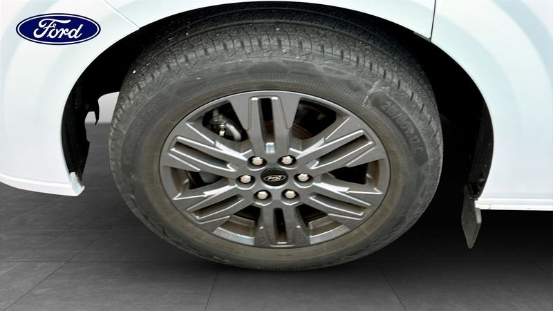 Ford Tourneo Custom bild 9
