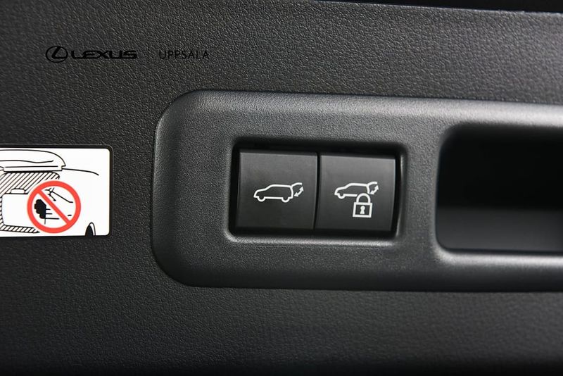 Lexus LBX bild 16