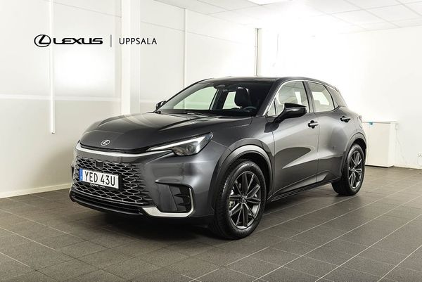Lexus LBX 1.5 Elegant Tech Navi Backkamera MOMS - 2026