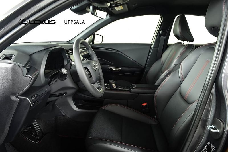 Lexus LBX bild 6