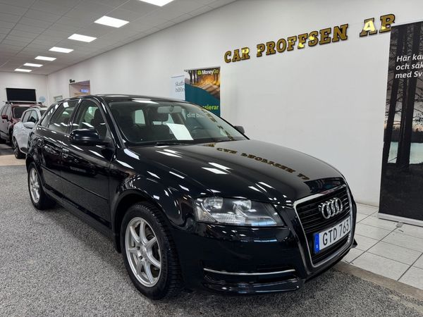 Audi A3 Sportback 1.2 TFSI Attraction, Comfort , NY BES UA . - 2011