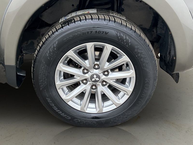 Mitsubishi L200 bild 35