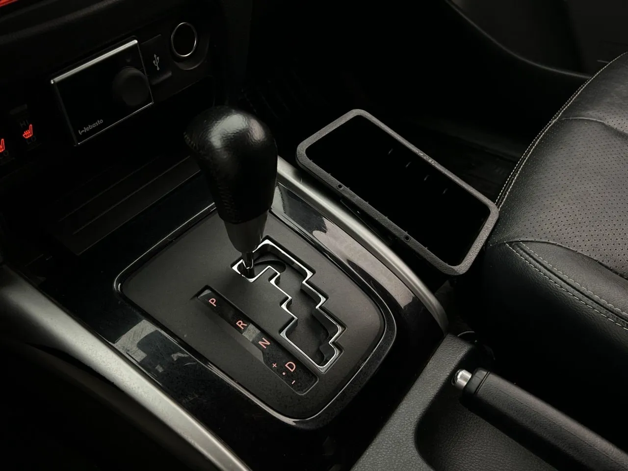 Vehicle image 26
