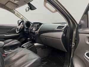 Mitsubishi L200 bild 31