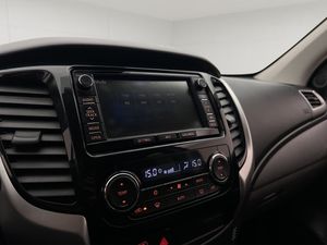 Mitsubishi L200 bild 25