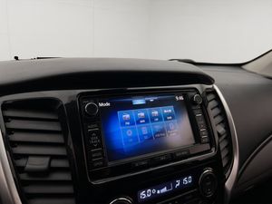 Mitsubishi L200 bild 24