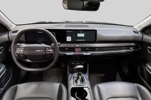 Kia K4 bild 7