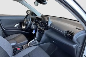 Toyota Yaris Cross bild 9