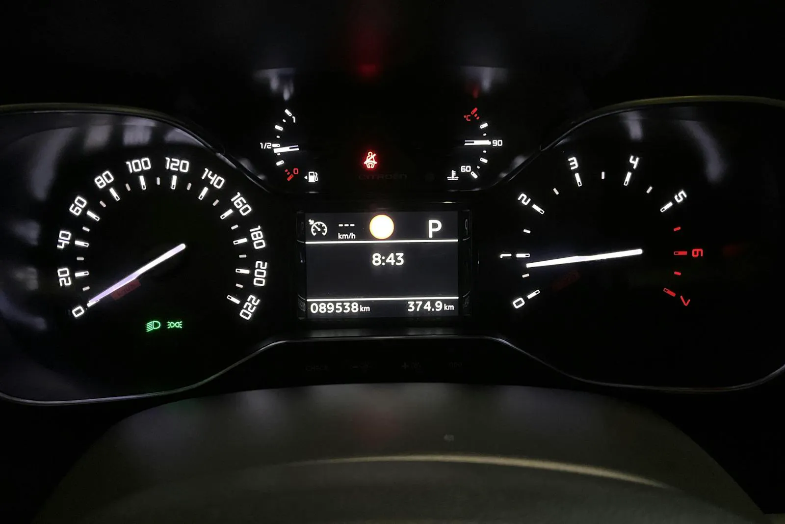Vehicle image 9