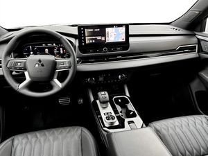 Mitsubishi Outlander bild 3